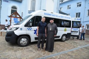 Соціальне таксі у Хмельницькому поповнилося ще одним авто