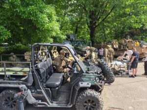 Як минув День Героїв у Хмельницькій громаді