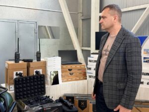 Потужна партія обладнання та спецтехніки — для Національної гвардії України