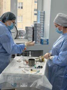 Рятує життя, ставить на ноги після складних поранень