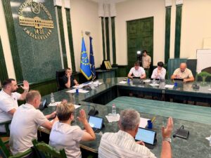 Важливі рішення, стратегічні й поточні питання