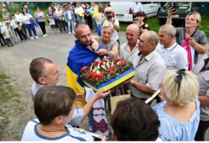 Повернувся додому в день народження мами