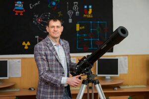 Учитель Хмельницького ліцею №2 — серед 50 найкращих педагогів України