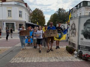 Поки вони не вдома — ми будемо поруч