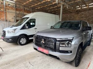 Знову автомобілі