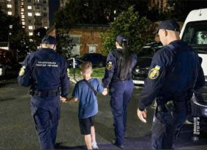 Гвардійці 36 Подільського полку знайшли і повернули батькам зниклого хлопчика