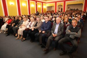 «Будуємо майбутнє: освітні тренди»