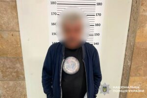 У Камʼянці-Подільському засудили водія маршрутки, який чіплявся до 12-річної дівчинки